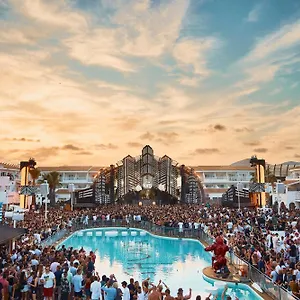 Ushuaia Ibiza - Adults Only - Club Entrance Included Platja d'en Bossa